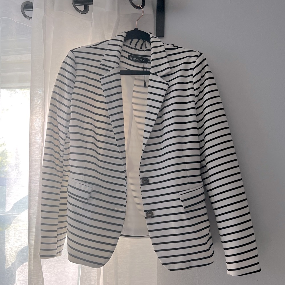 NWOT Stripped Black and White Blazer
